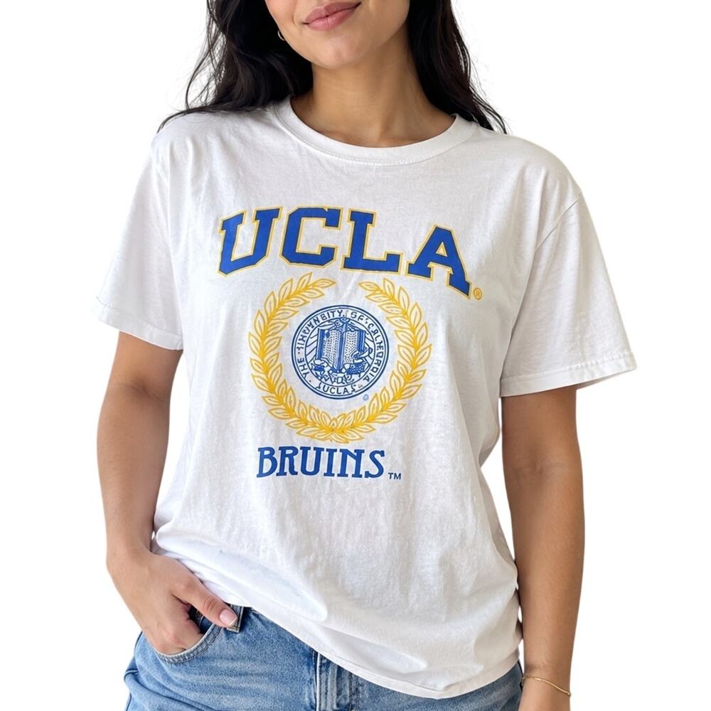 UCLA Bruins White Graphic Tee Vintage Style Russell Athletic Size Large